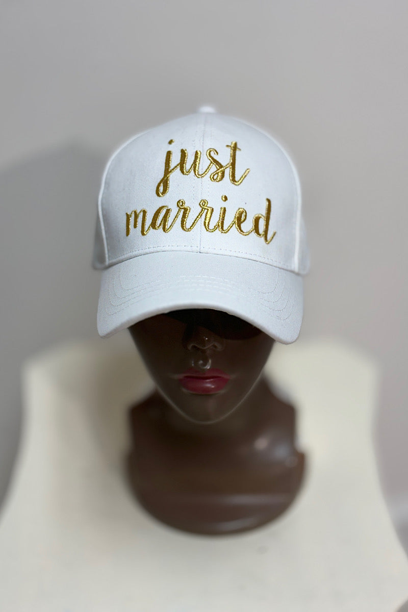 Just Married Baseball Cap w. Veil