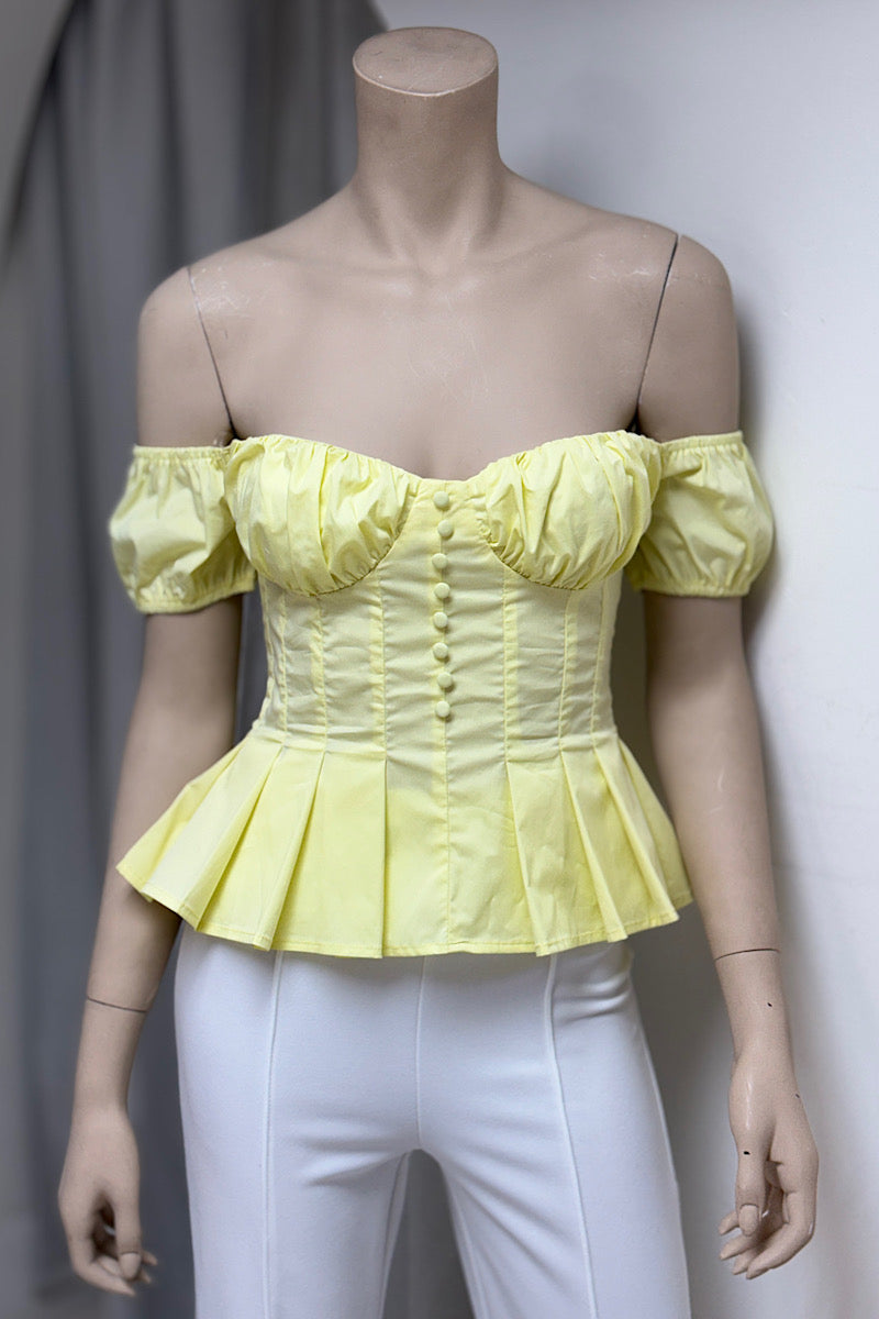 Off-Shoulder Flare Crop-Top