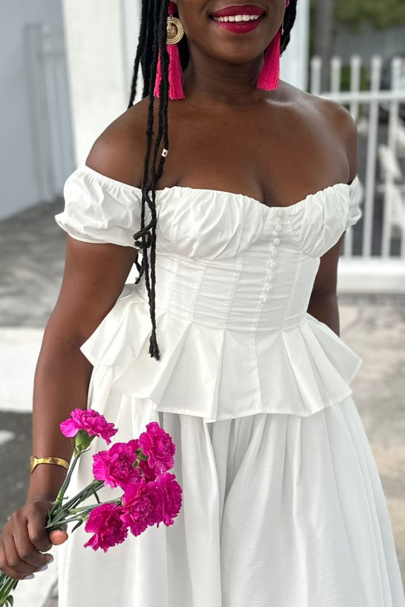 Off-Shoulder Flare Crop-Top