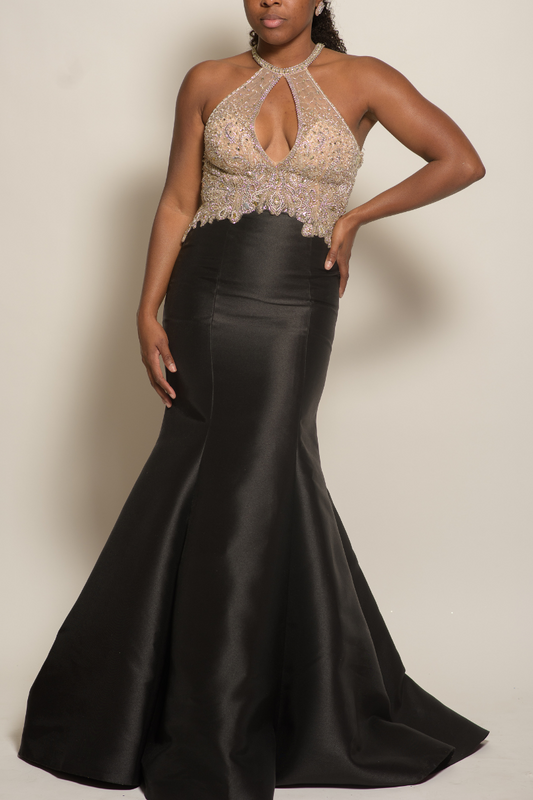 Fitted Black/Ivory Formal