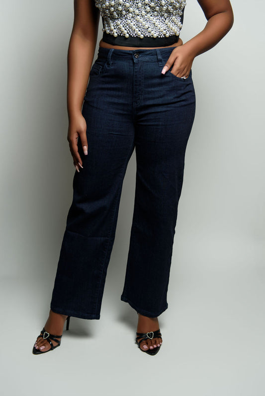 High-Waist Wide Legged Jeans