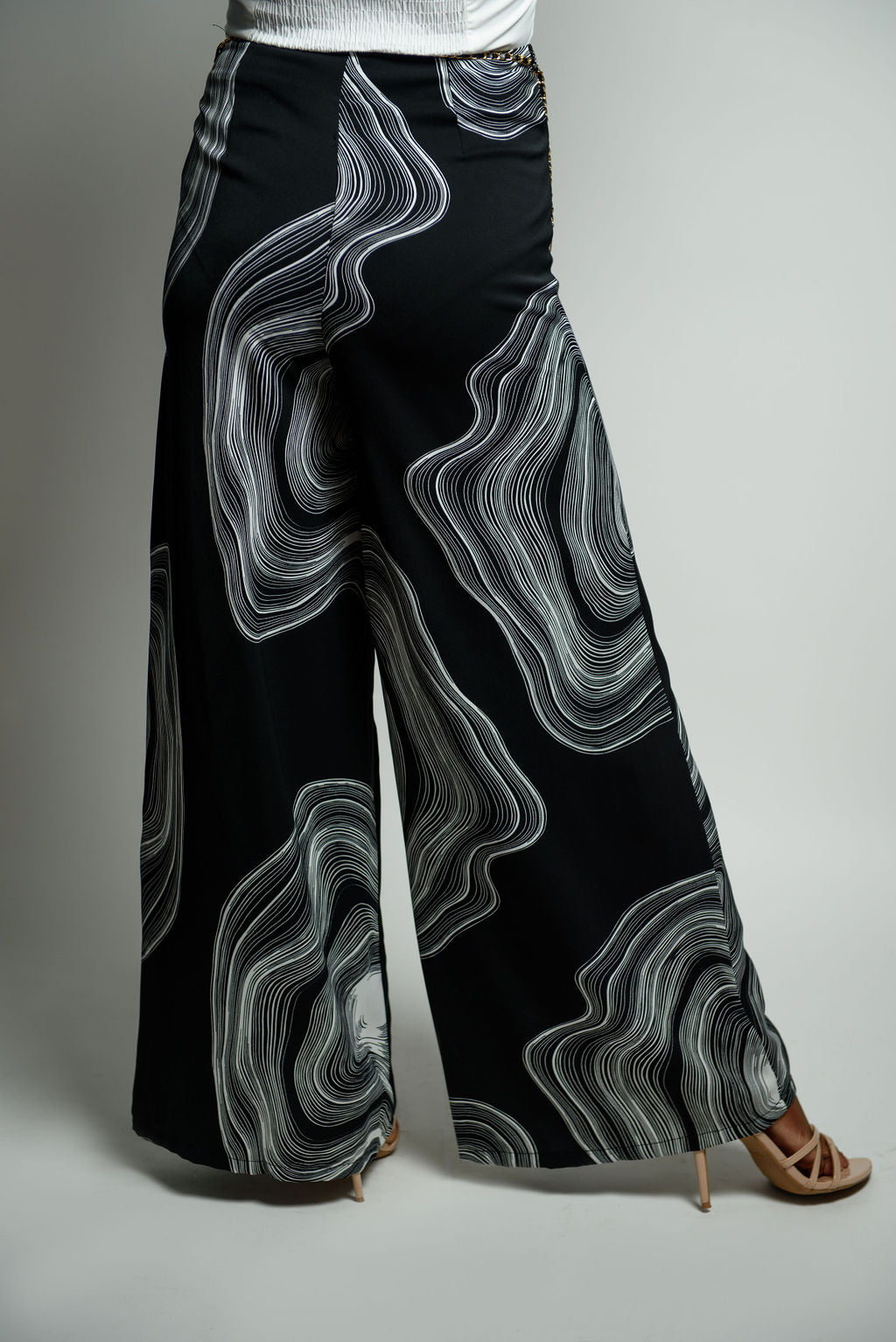 White Swirl Design Chain Belt Pant