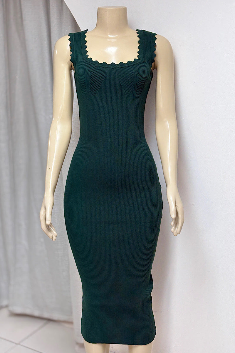 Knitted Bodycon Scalloped Neckline Dress