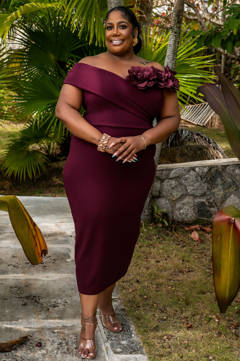 One-Shoulder Flower Appliqué Midi Dress