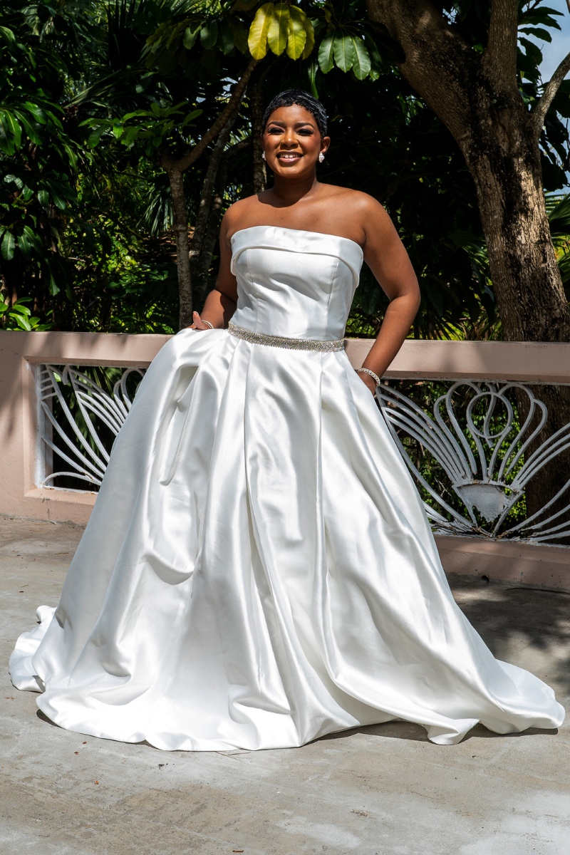 Tube Rhinestone Belt Wedding Dress