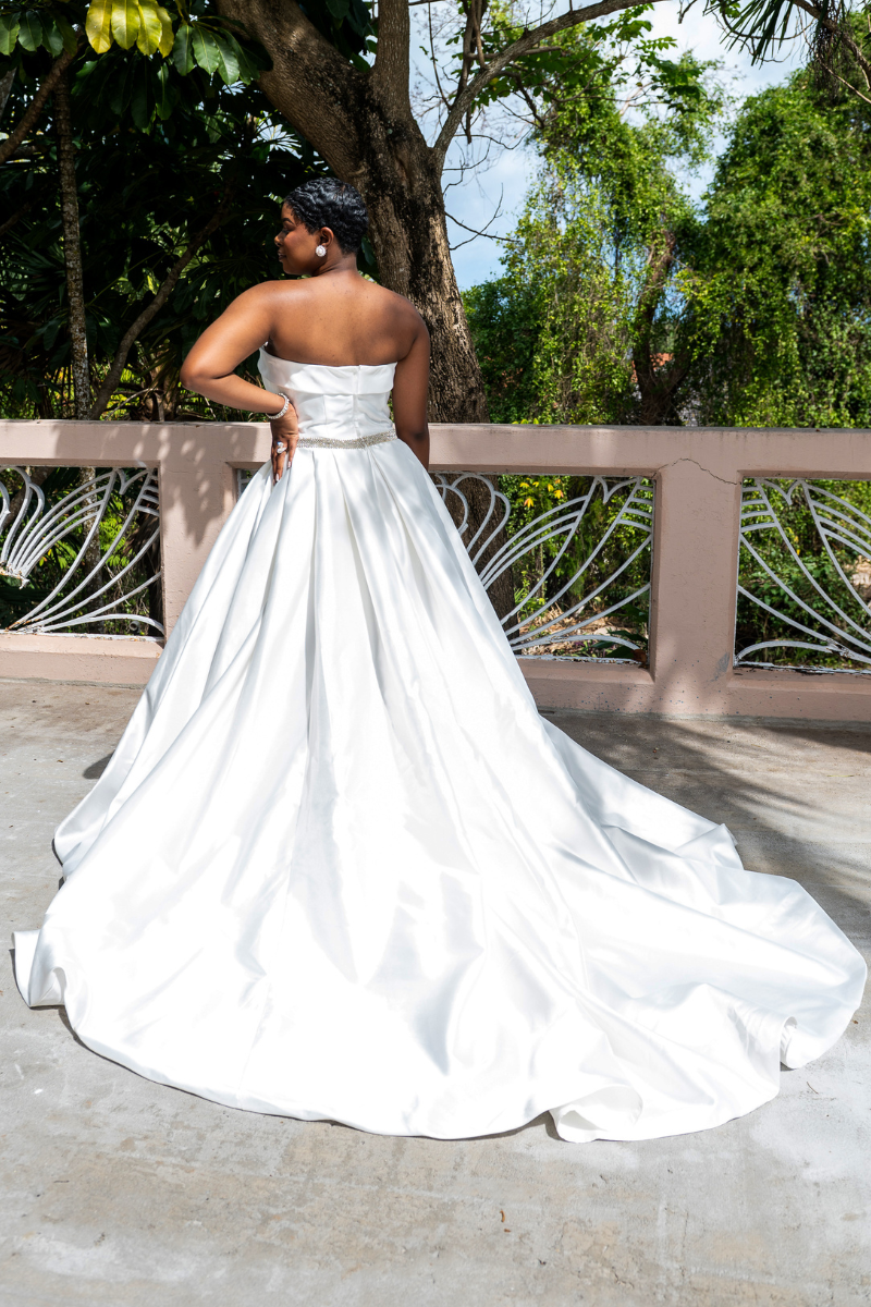 Tube Rhinestone Belt Wedding Dress