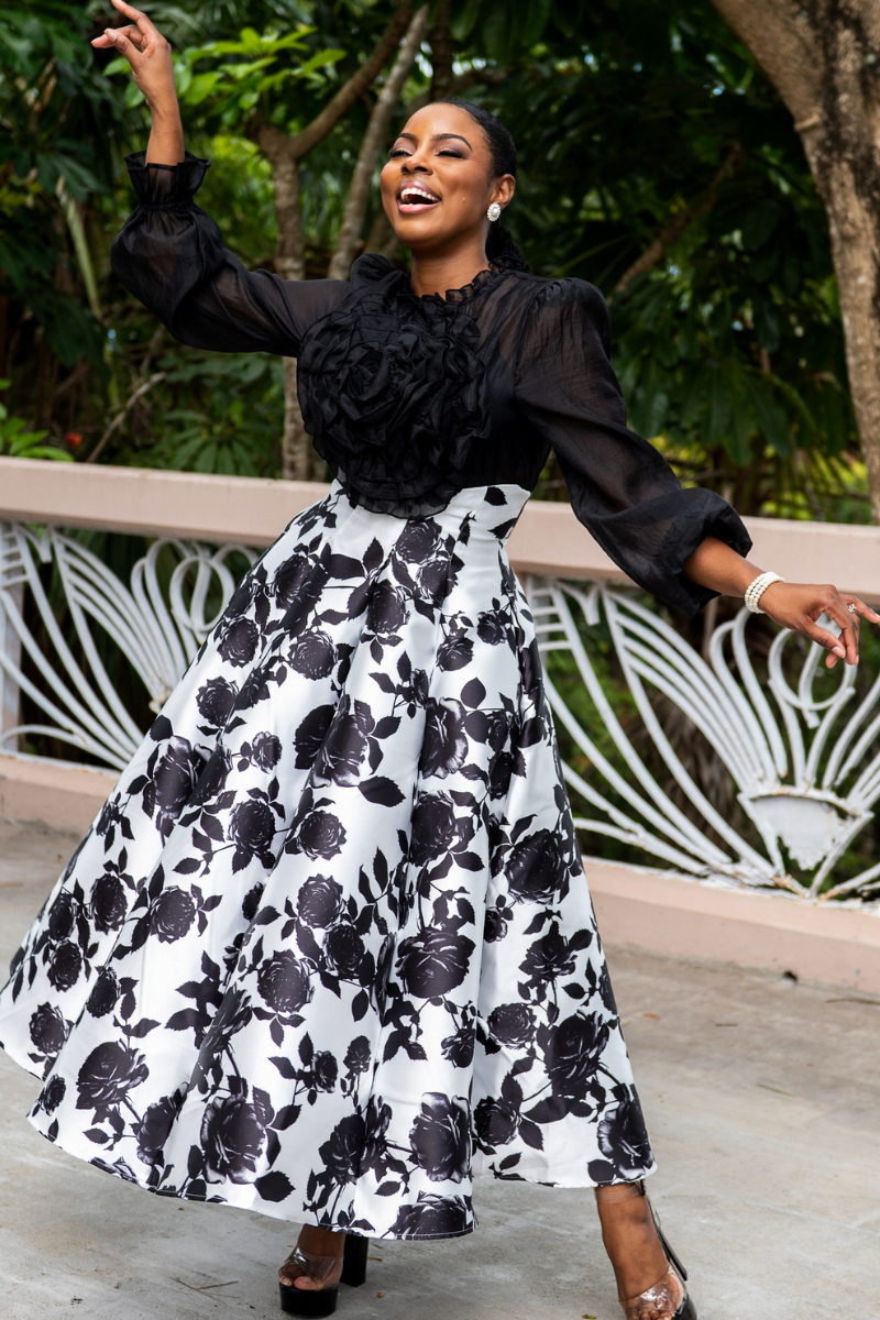 Floral Monochromatic V-Waist Skirt