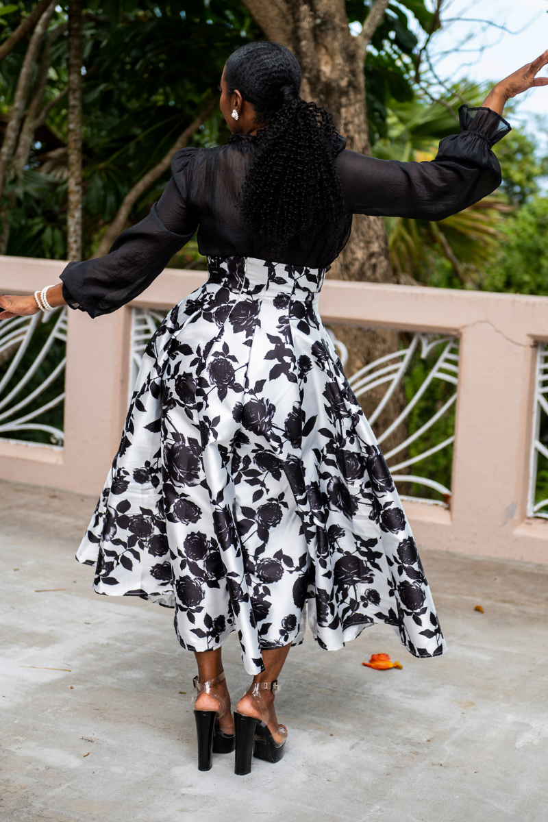 Floral Monochromatic V-Waist Skirt